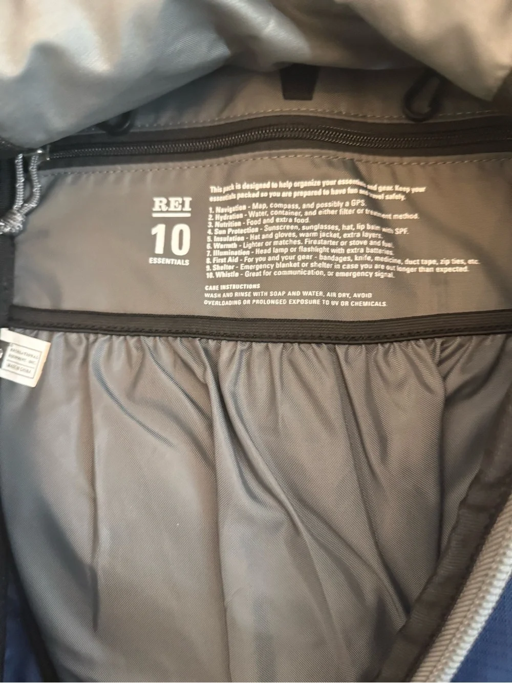 REi Lookout 40L Hiking Backpack Eco Sensitive Gray and Blue